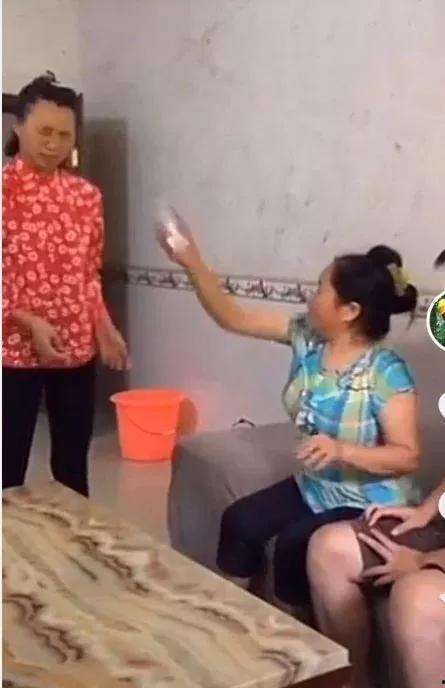 爆料牛爱芳夫妻生活视频