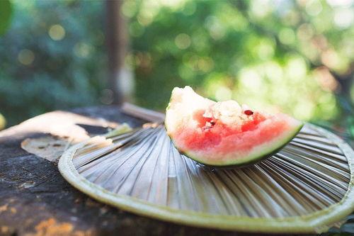 免费吃瓜入口在哪里看视频,带你轻松观看热门视频